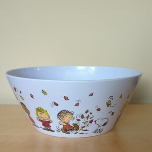 Peanuts Snoopy Bowl